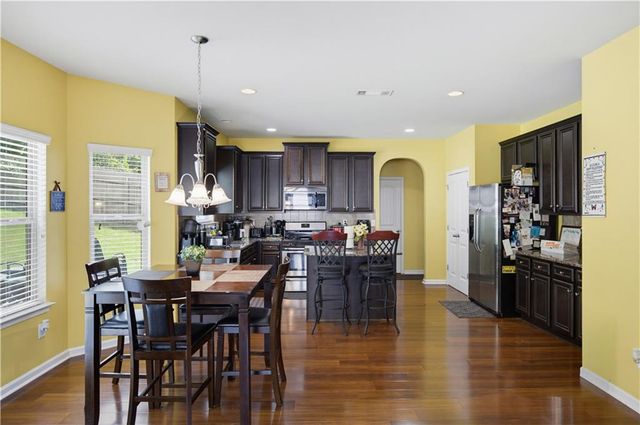 1270 Rose Terrace Circle, Loganville, GA 30052