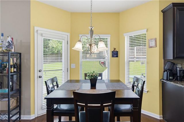 1270 Rose Terrace Circle, Loganville, GA 30052