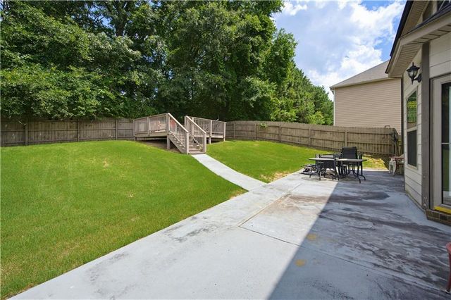 1270 Rose Terrace Circle, Loganville, GA 30052