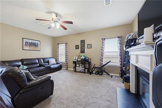 1270 Rose Terrace Circle, Loganville, GA 30052