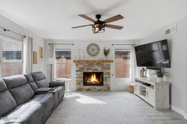 21627 N 45TH Place, Phoenix, AZ 85050