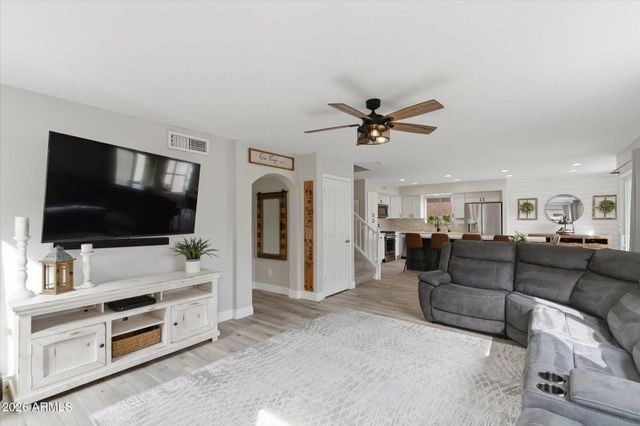 21627 N 45TH Place, Phoenix, AZ 85050