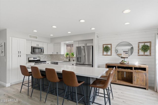 21627 N 45TH Place, Phoenix, AZ 85050