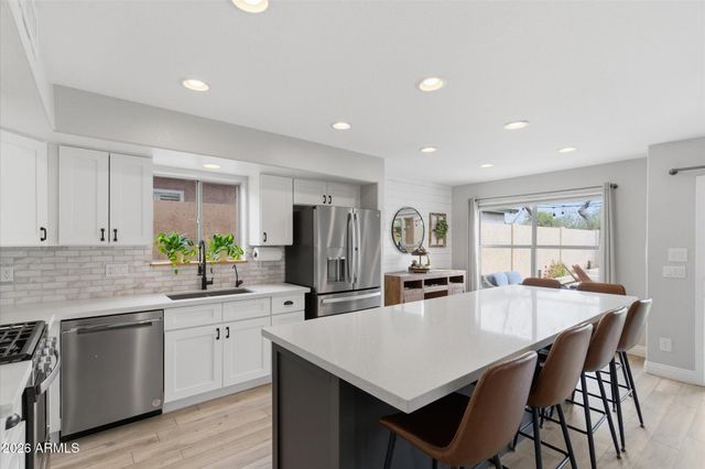 21627 N 45TH Place, Phoenix, AZ 85050