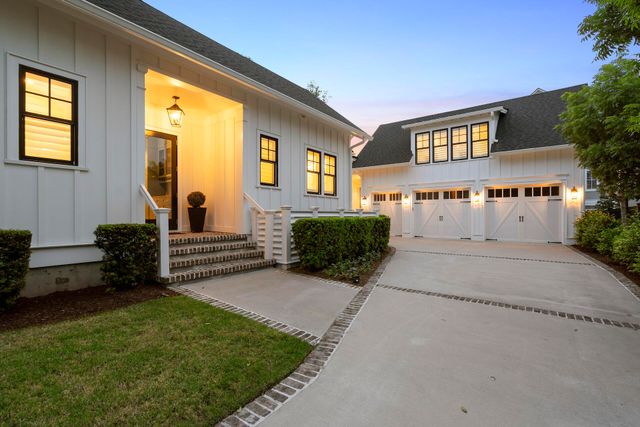 231 Black Powder Lane, Charleston, SC 29492