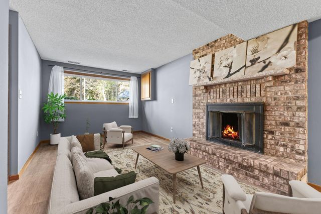 650 Birch Lane S, Shoreview, MN 55126