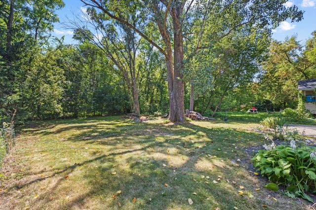 650 Birch Lane S, Shoreview, MN 55126