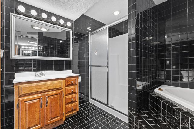 650 Birch Lane S, Shoreview, MN 55126