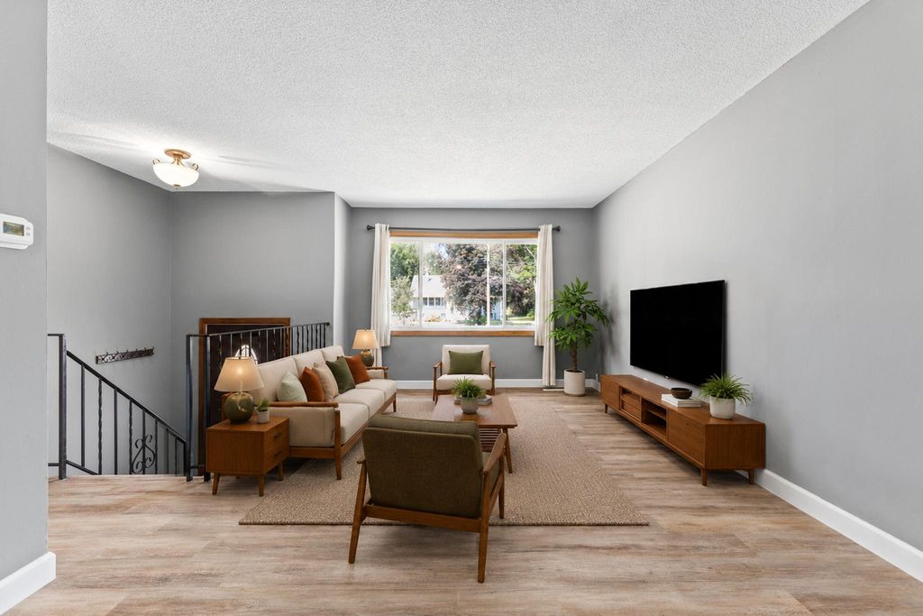 650 Birch Lane S, Shoreview, MN 55126 — photo 4
