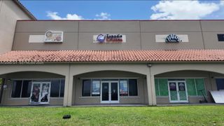 15420 SW 136th St 3, Miami, FL 33196