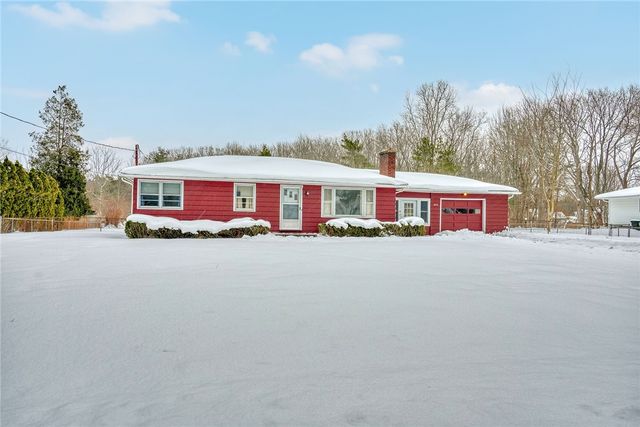 572 Holt Road, Webster, NY 14580