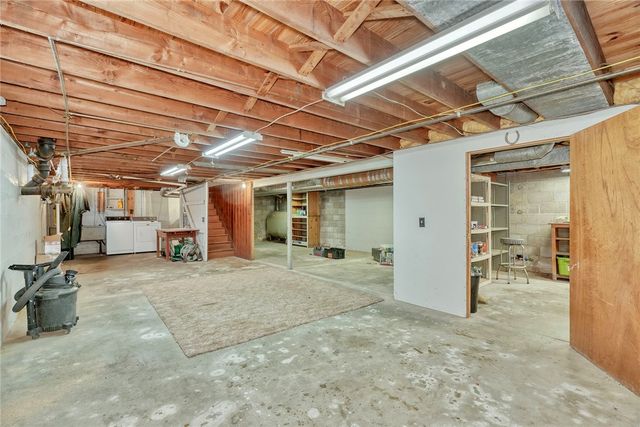 572 Holt Road, Webster, NY 14580