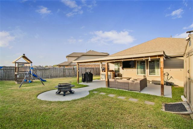 3935 Barnacle Court, Baytown, TX 77521