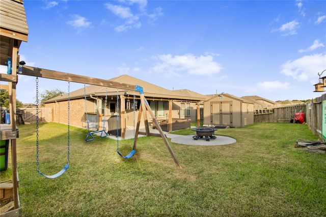 3935 Barnacle Court, Baytown, TX 77521