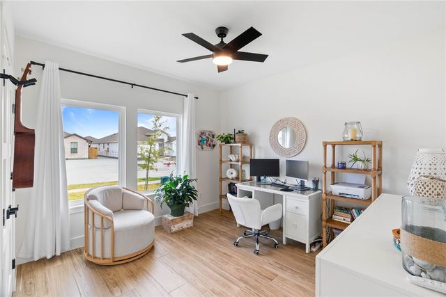 1421 Jack Chesney St, Corpus Christi, TX 78415