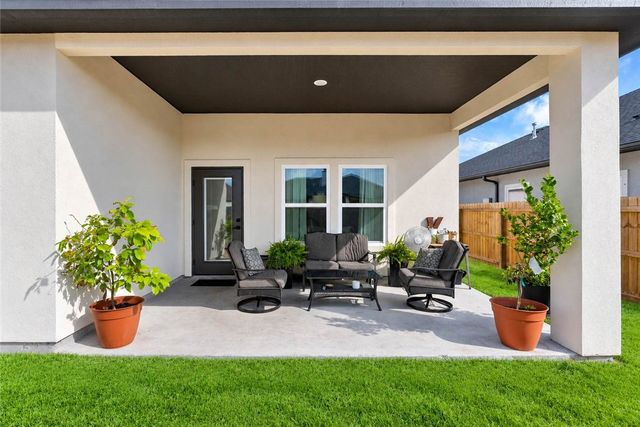 1421 Jack Chesney St, Corpus Christi, TX 78415