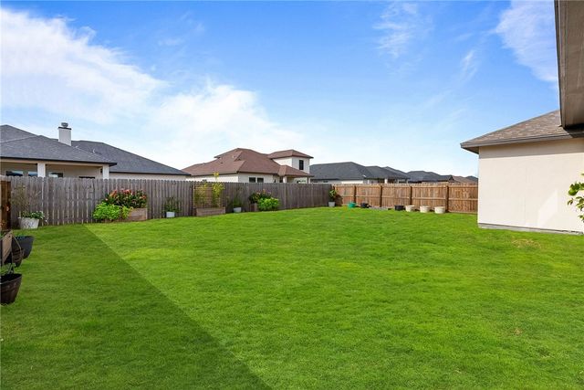 1421 Jack Chesney St, Corpus Christi, TX 78415