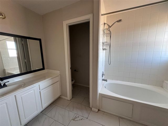 12418 Sunlit Wood Way, Houston, TX 77082