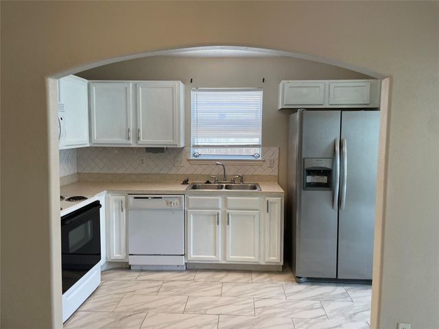 12418 Sunlit Wood Way, Houston, TX 77082