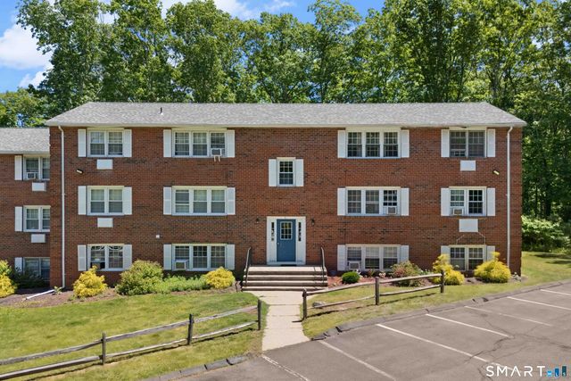 41 Briarwood Lane F, Branford, CT 06405
