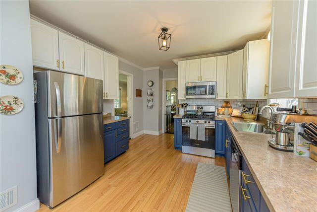 107 Parkside Avenue, Rochester, NY 14609