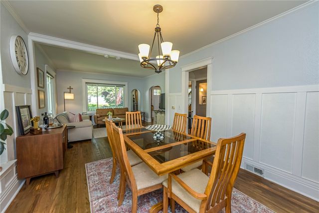 107 Parkside Avenue, Rochester, NY 14609