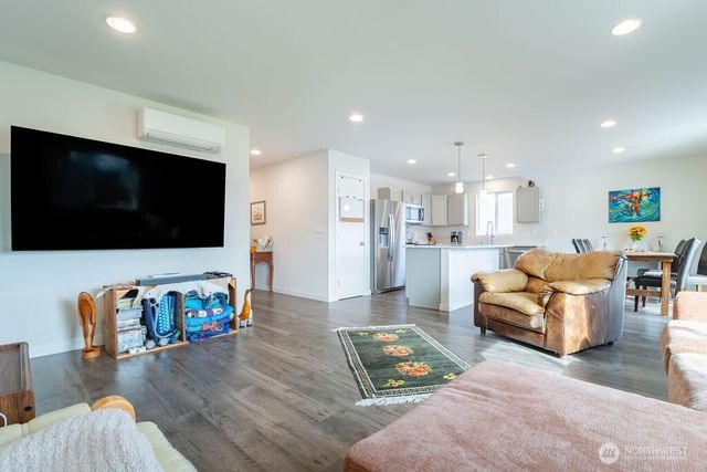 3625 Page Street, Port Angeles, WA 98362