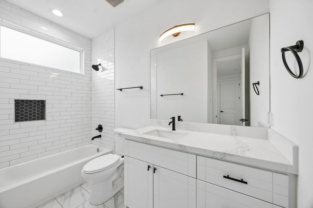 424 Sikes Street, Houston, TX 77018