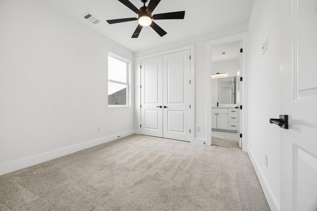 424 Sikes Street, Houston, TX 77018