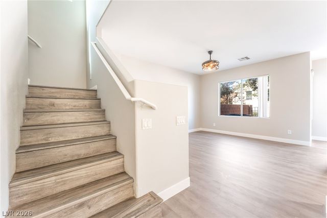 6449 Raven Hall Street, North Las Vegas, NV 89084
