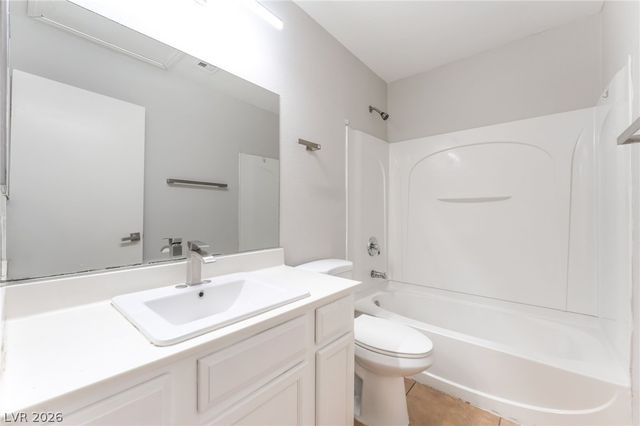 6449 Raven Hall Street, North Las Vegas, NV 89084
