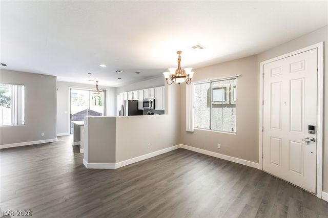 6449 Raven Hall Street, North Las Vegas, NV 89084