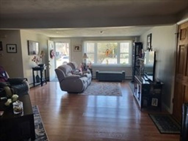 200 Underwood Avenue, Warwick, RI 02888