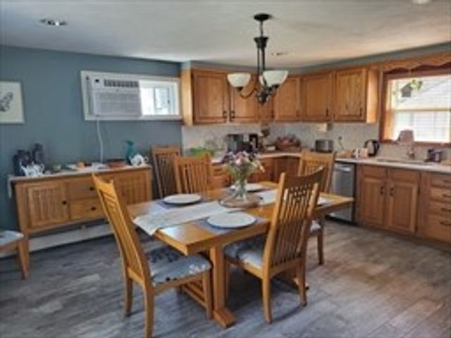 200 Underwood Avenue, Warwick, RI 02888