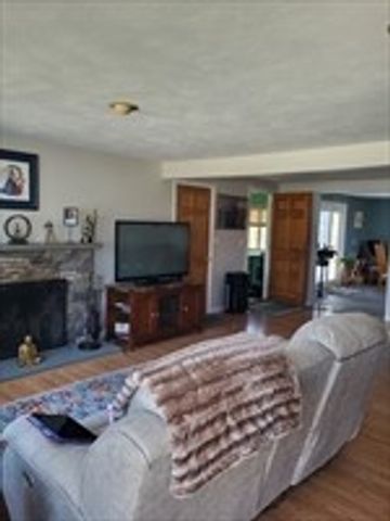 200 Underwood Avenue, Warwick, RI 02888