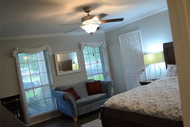 5402 Queensloch Drive, Houston, TX 77096