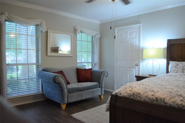 5402 Queensloch Drive, Houston, TX 77096