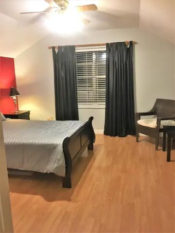 5402 Queensloch Drive, Houston, TX 77096