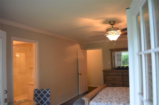 5402 Queensloch Drive, Houston, TX 77096