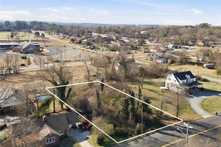 00 S Fairplay Street, Seneca, SC 29678