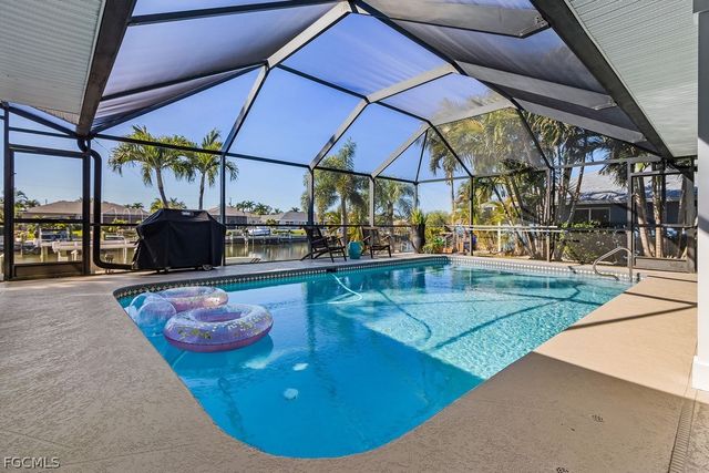 2610 SW 37th TER, Cape Coral, FL 33914