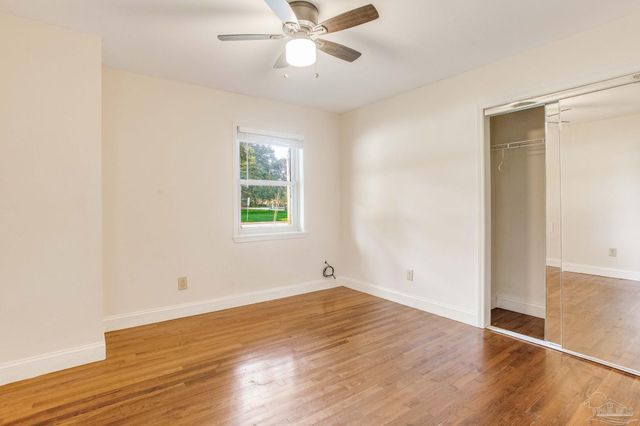 1240 Dunmire St, Pensacola, FL 32504