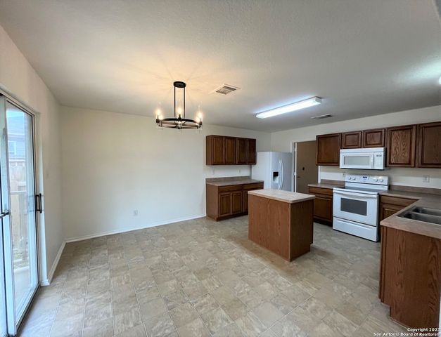 9602 SAN FIDEL RIO, San Antonio, TX 78245