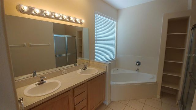 7156 SPIKERUSH COURT, Lakewood Ranch, FL 34202