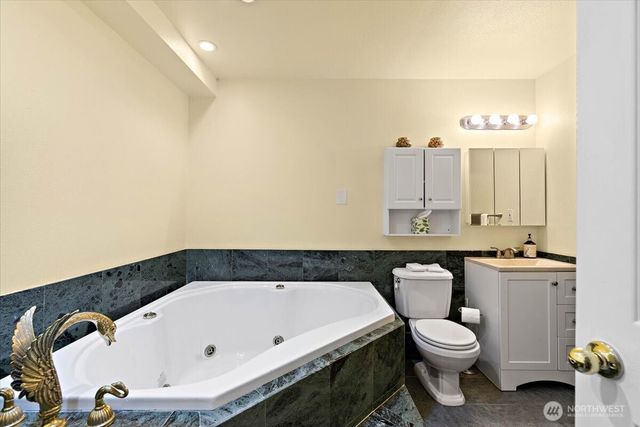 14303 102nd Avenue NE, Kirkland, WA 98034