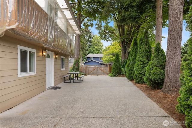 14303 102nd Avenue NE, Kirkland, WA 98034