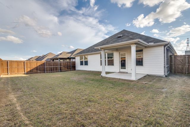 753 Poppy Lane, Lavon, TX 75166