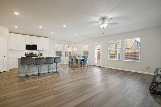753 Poppy Lane, Lavon, TX 75166
