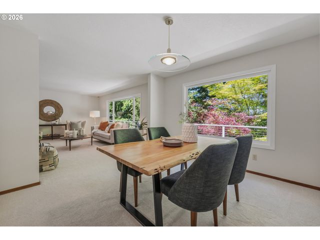 12015 Nw DUMAR Ln, Portland, OR 97229