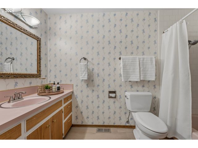 12015 Nw DUMAR Ln, Portland, OR 97229